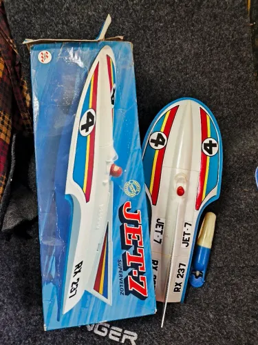 Antiga Lancha Jet-7 Trol anos 70