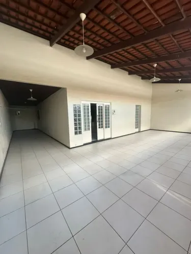 AM - Casa bem localizada Primavera Leste