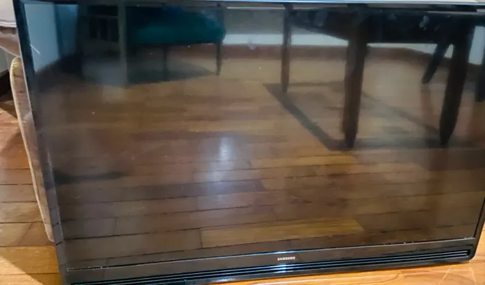 TV 32 POLEGADAS LCD