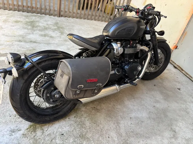 Triumph bobber 2023