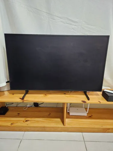 TV Samsung The Frame 43' com defeito