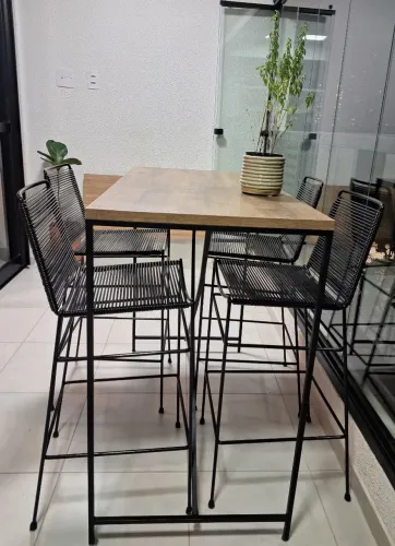 Conjunto 4 banquetas pretas