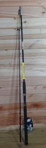 Conjunto de pesca vara e molinete para iniciantes