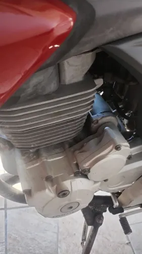 Vende moto Honda CB 300r