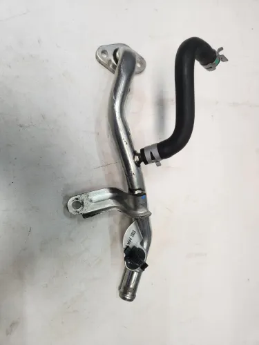 CANO TUBO BOMBA DE AGUA HILUX 2019