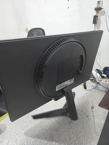 Monitor Gamer intermediário...