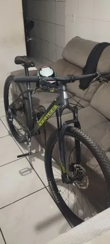 Bike impecável muito conservada 