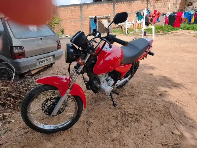 Vendo moto 150 Souza ano 2017 valor 6 mil ligar *
