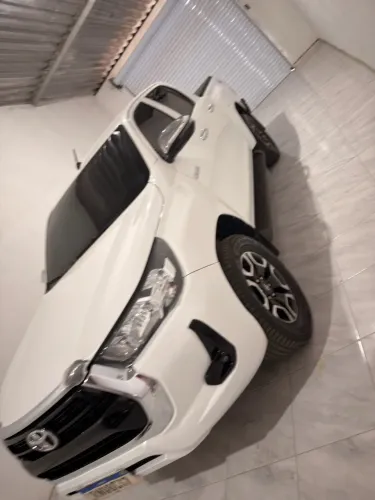 Toyota Hilux CD 4X4 2.8 Diesel Mec. 2021