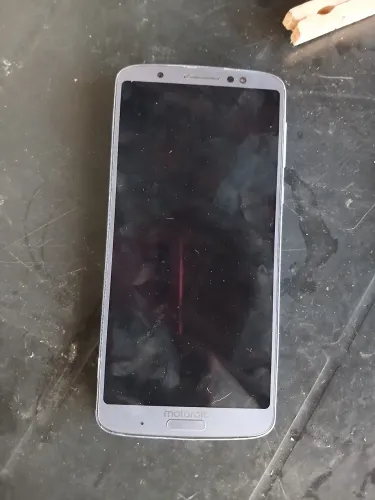 MOTO E 5 CELULAR BASICO PRA RODAR APLICATIVO LEIA A DESCRIÇÃO PFVR 