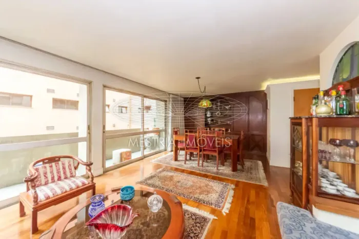 Moema Pássaros | Apartamento excelente |Com 133 m² | 3 dormitórios (1 suíte) | Localização