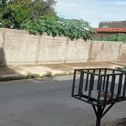 Lote com área de 200m² no bairro Renascença 