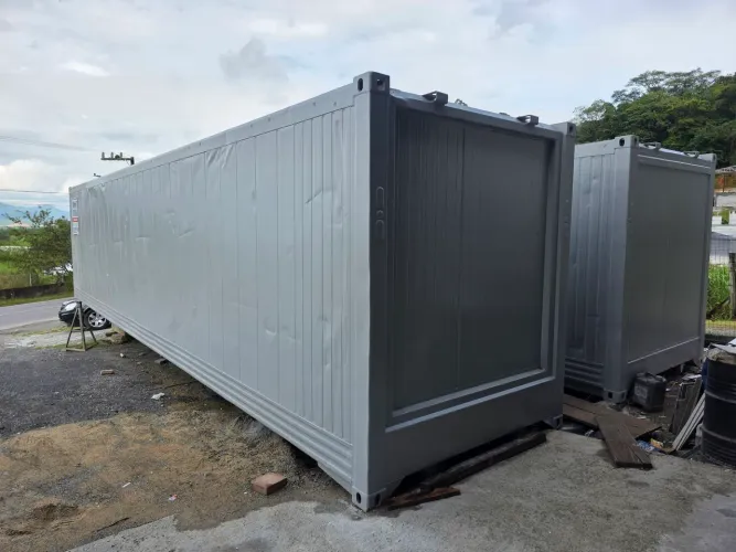 Kitnet container
