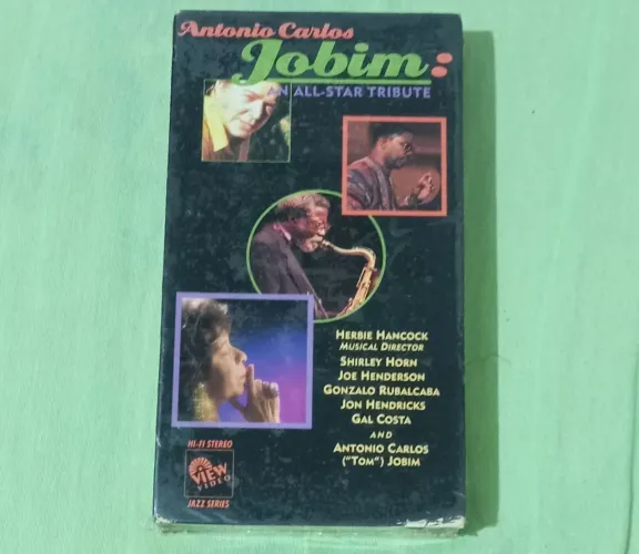 VHS Antonio Carlos Jobim An All Star Tribute LACRADO