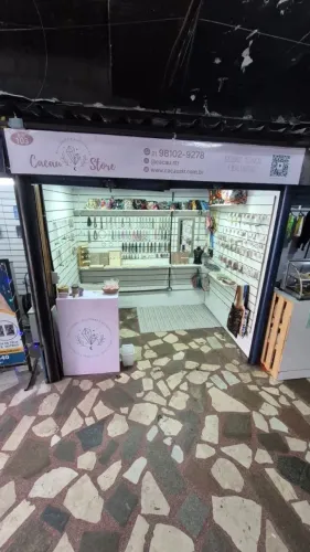 Aluguel Box com 10 e 6 m2 - Bangu - RJ