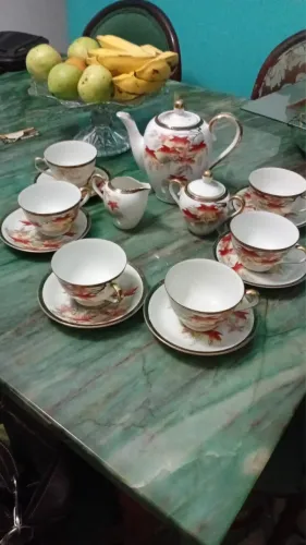 Conjunto porcelana japonesa casca de ovo -6 xícaras&pires, cremeira, bule e açucareiro