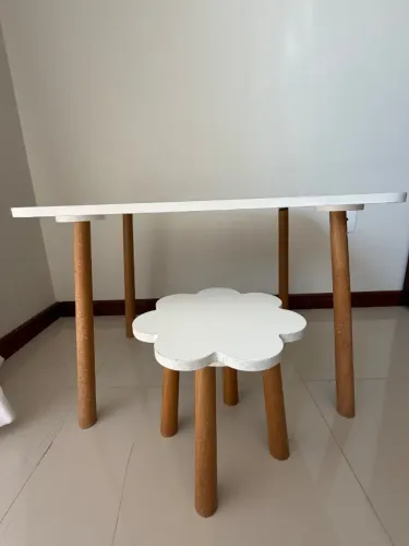 Mesa Infantil de MDF com banco nuvem