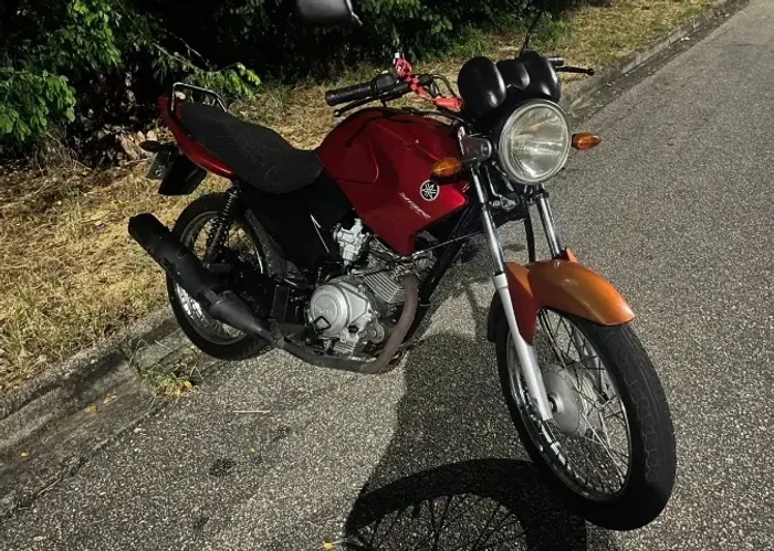 Vende-se Moto