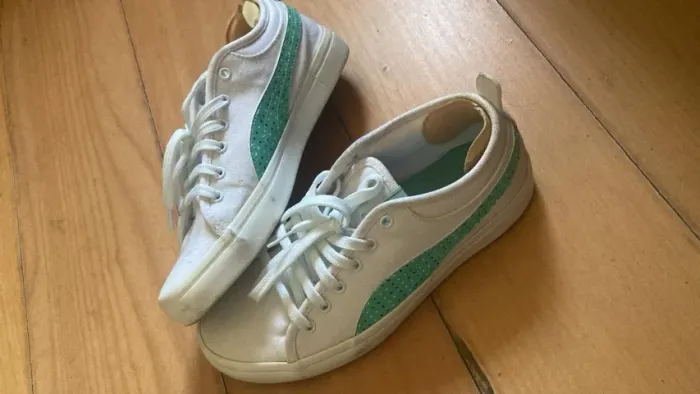 marca Puma, modelo Elsu Bluchertoe Canvas. 
