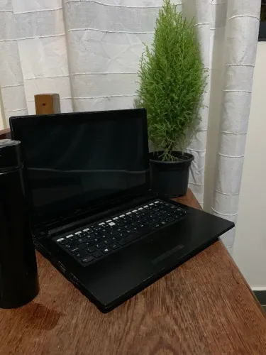 Notebook Lenovo (Para Retirada de Peças ou Conserto)