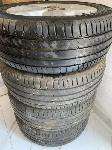 Pneu Michelin 205/55 R16 Primacy 4 e rodas originais de fabrica com nota fiscal.