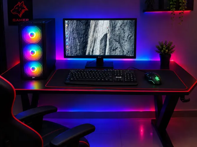 PC GAMER  com placa de vídeo, semi-novo 