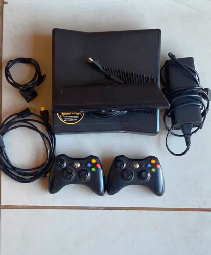 XBOX 360 SLIM