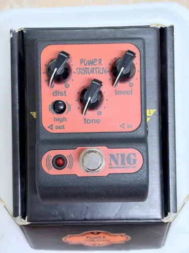 Pedal NIG Music Power Distortion para Guitarra.