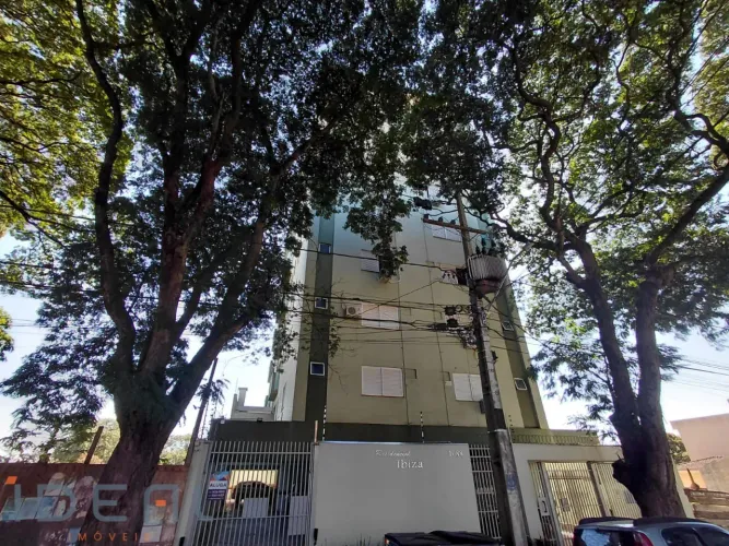 Apartamento para alugar no condomínio Ibiza no bairro Zona 07 - Maringá/PR
