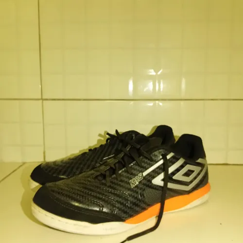 Chuteira de futsal Umbro Pro 5 club
