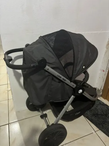 Carrinho Bebê Semi Novo