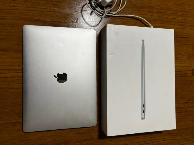 MacBook Air M1 - Perfeito estado