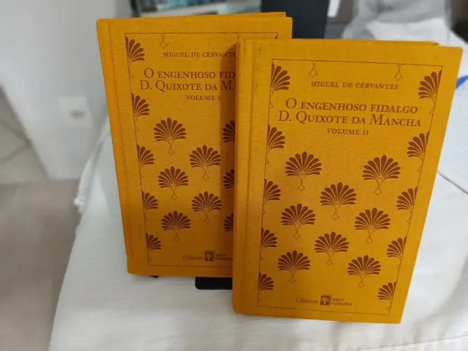 LIVROS ABRIL COLEÇÕES  - O ENGENHOSO FIDALGO  D.QUIXOTE DE LA MANCHA -VOLUMES 1 E 2