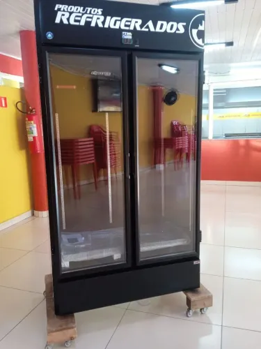 NZ. Expositor refrigerado 2 portas FORTSUL