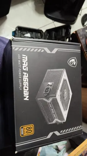 Fonte Mag a650bn msi selo 80 plus bronze com menos de 1 ano de uso