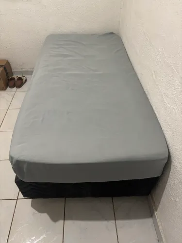 Cama de solteiro 