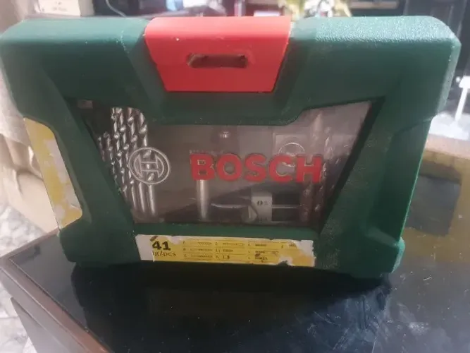 Kit Bosch de pontas e brocas V-Line 41 peças