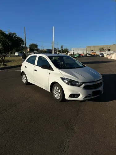 Chevrolet Onix JOY Hatch 1.0 8V Flex Mec. 4P 2020