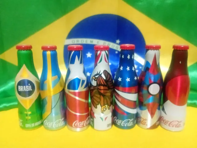Mini Garrafinhas Copa do Mundo Coca Cola 