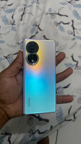Celular zero todo bom procedência honor 80 256 gigas não trava