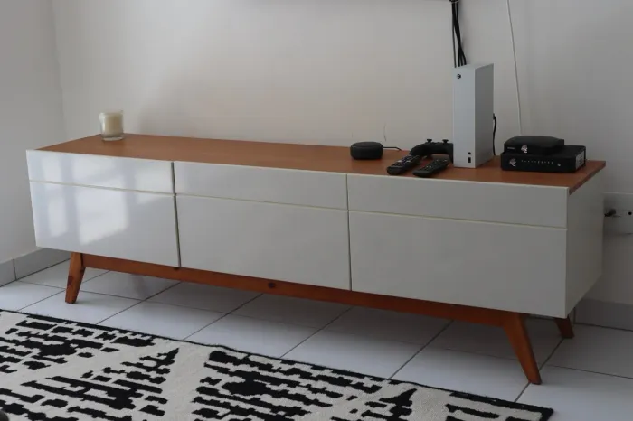 Rack para TV até 85 Polegadas 3 Gavetas Branco e Cedro