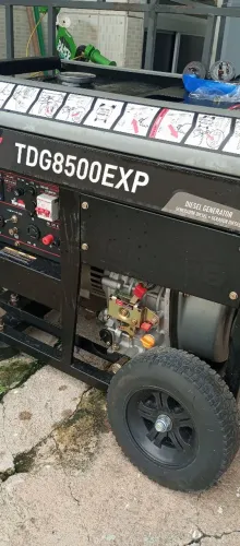 Gerador Toyama semi novo
