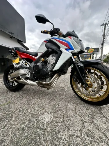 Cb 650f capitão América