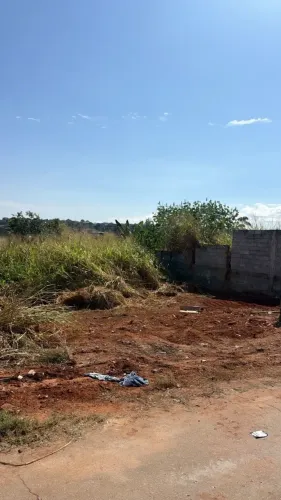 Imóvel para venda possui 360 metros quadrados em Residencial Belo Horizonte - Goiânia - GO