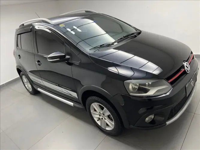 Volkswagen Crossfox 1.6 MI Total Flex 8V 5P 2011
