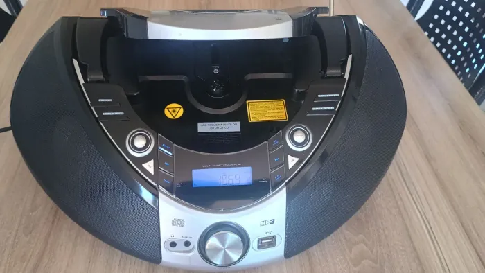 VENDO RÁDIO TOSHIBA 3 EM 1