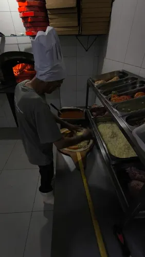 Ajudante para pizzaria (com ou sem experiencia)