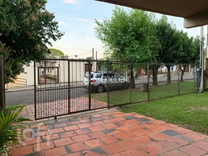 Casa à venda Rua Uruguai, Vila Fátima - Cachoeirinha