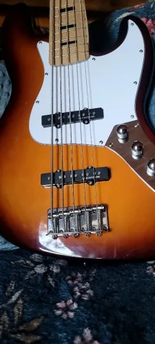 Contrabaixo Elétrico 5 Cordas Waldman Jazz Bass GJJ-205X TS Sunburst (Escala Clara)