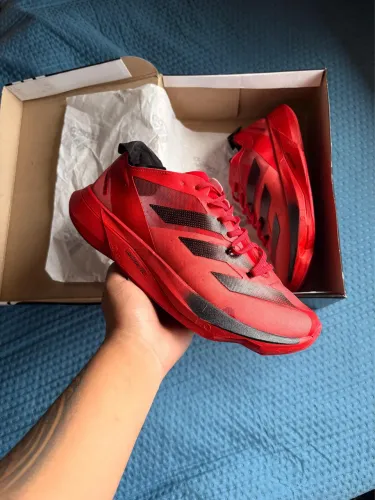 tênis adidas